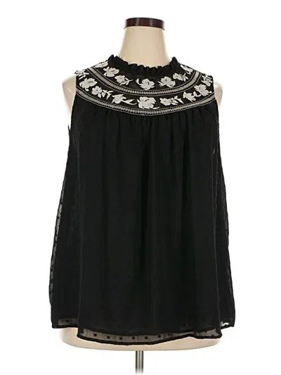 Pre-owned Torrid Sleeveless Blouse In Ivory