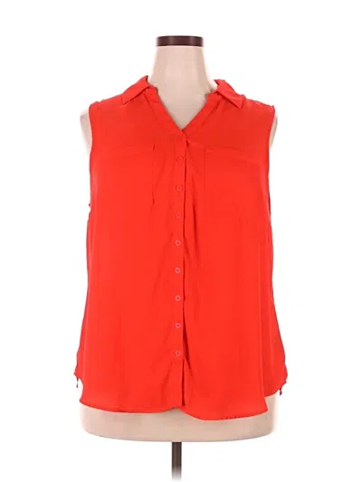 Pre-owned Torrid Sleeveless Blouse In Red