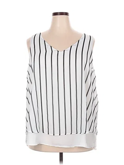 Pre-owned Torrid Sleeveless Blouse In Silver