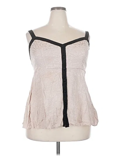 Pre-owned Torrid Sleeveless Blouse In Tan