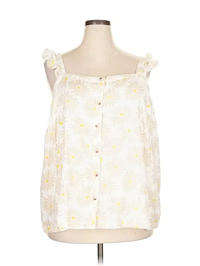 Torrid Sleeveless Blouse In White