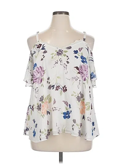 Pre-owned Torrid Sleeveless Blouse In White