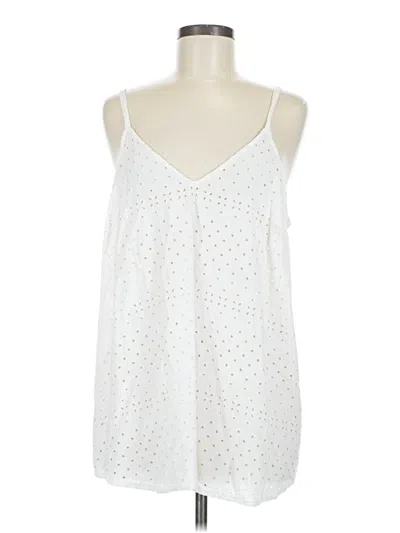 Pre-owned Torrid Sleeveless Blouse In White