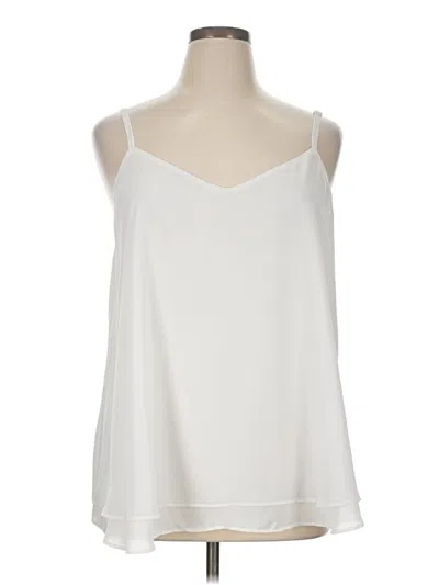 Pre-owned Torrid Sleeveless Blouse In White