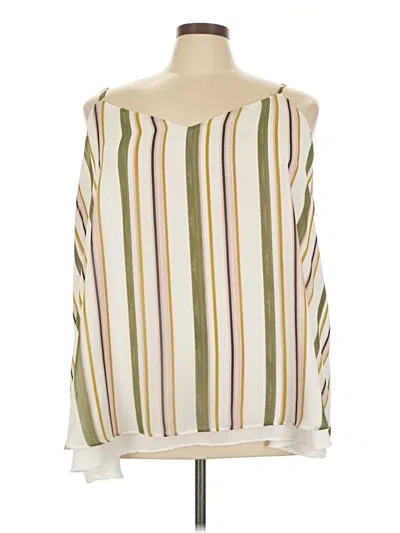 Pre-owned Torrid Sleeveless Blouse In White
