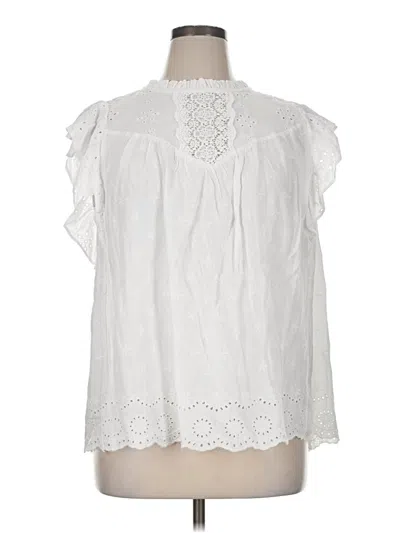 Pre-owned Torrid Sleeveless Blouse In White