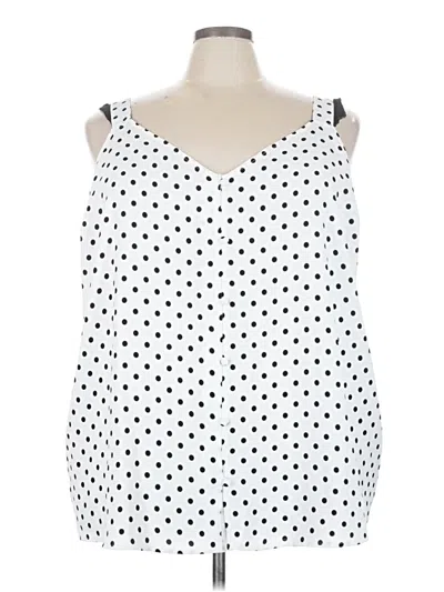 Pre-owned Torrid Sleeveless Blouse In White