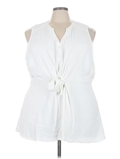 Pre-owned Torrid Sleeveless Blouse In White