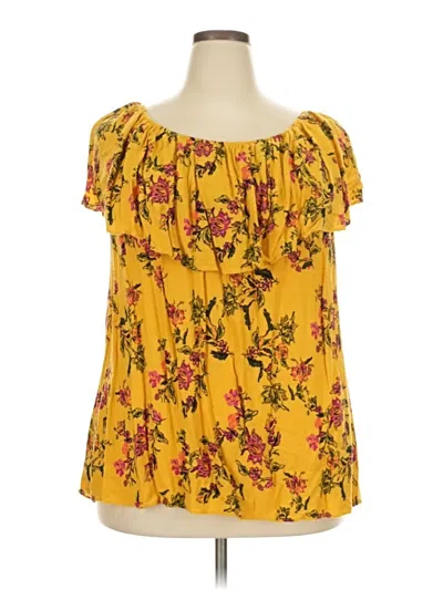 Pre-owned Torrid Sleeveless Blouse In Yellow