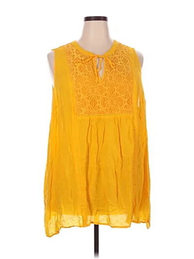 Pre-owned Torrid Sleeveless Blouse In Yellow