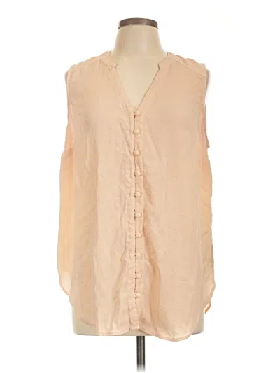 Pre-owned Torrid Sleeveless Button Down Shirt In Tan