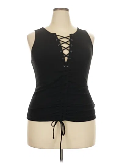 Pre-owned Torrid Sleeveless Top Black Halter Neckline Tops