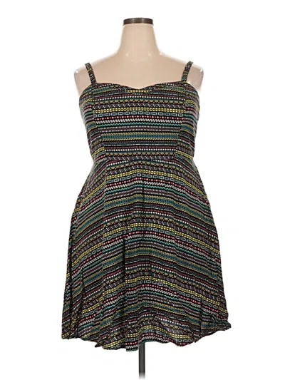Pre-owned Torrid Sleeveless Top Black Strapless Neckline Tops