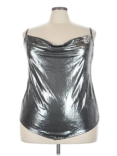 Pre-owned Torrid Sleeveless Top Silver Metallic Pattern Strapless Neckline Tops