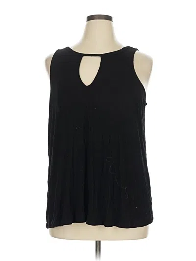 Pre-owned Torrid Sleeveless T-shirt In Black