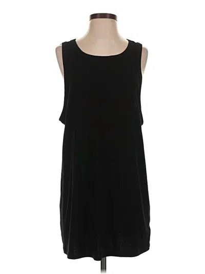 Pre-owned Torrid Sleeveless T-shirt In Black