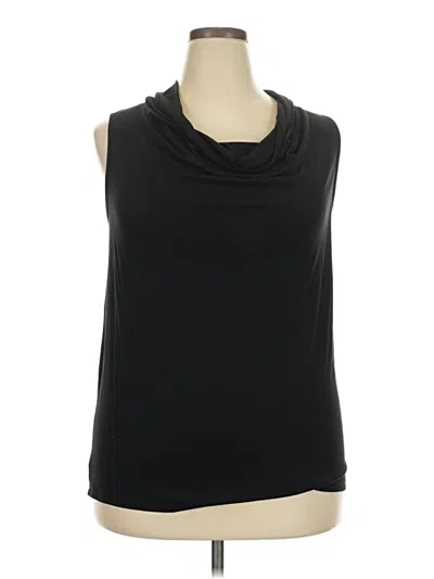 Pre-owned Torrid Sleeveless T-shirt In Black