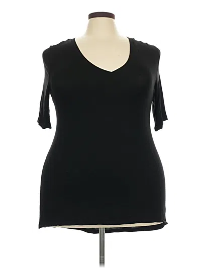 Pre-owned Torrid Sleeveless T-shirt In Black
