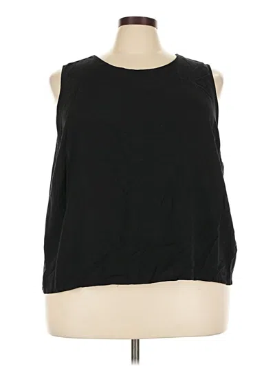 Pre-owned Torrid Sleeveless T-shirt In Black