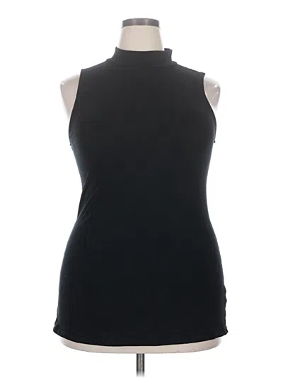 Pre-owned Torrid Sleeveless T-shirt In Black