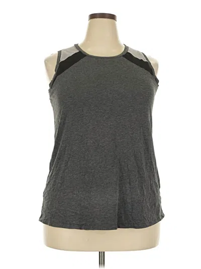 Pre-owned Torrid Sleeveless T-shirt In Gray