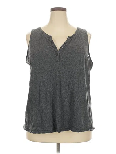 Pre-owned Torrid Sleeveless T-shirt In Gray