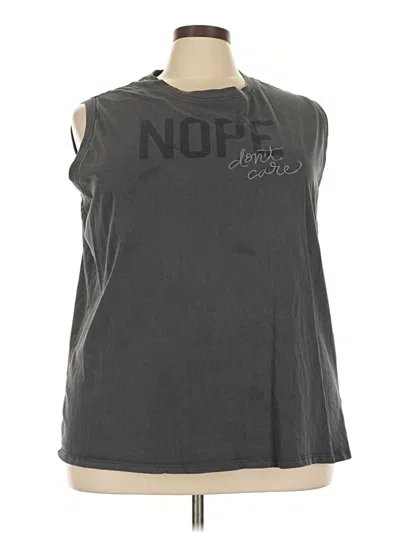 Pre-owned Torrid Sleeveless T-shirt In Gray