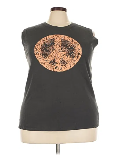 Pre-owned Torrid Sleeveless T-shirt In Gray