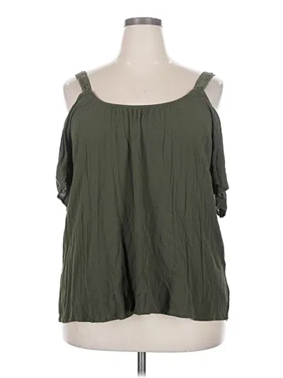 Pre-owned Torrid Sleeveless T-shirt In Green
