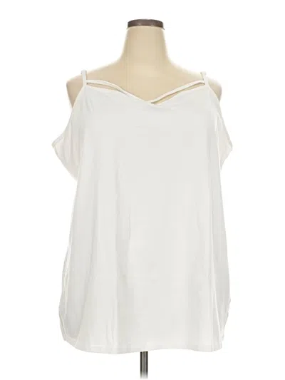Pre-owned Torrid Sleeveless T-shirt In Ivory
