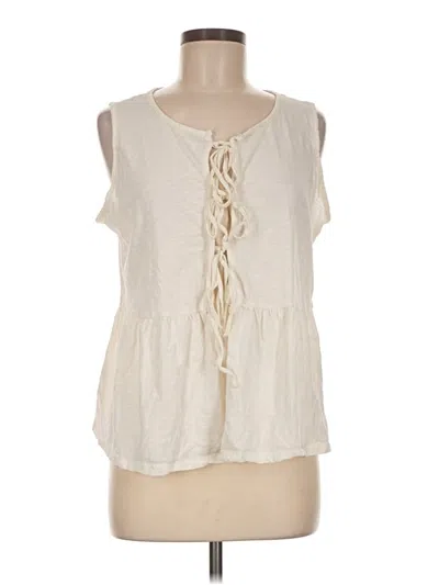 Pre-owned Torrid Sleeveless T-shirt In Ivory