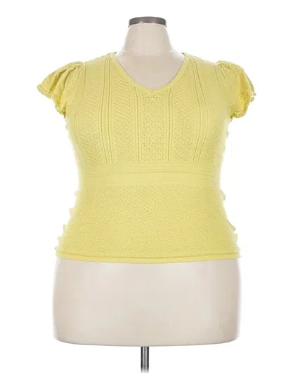 Pre-owned Torrid Sleeveless T-shirt In Yellow