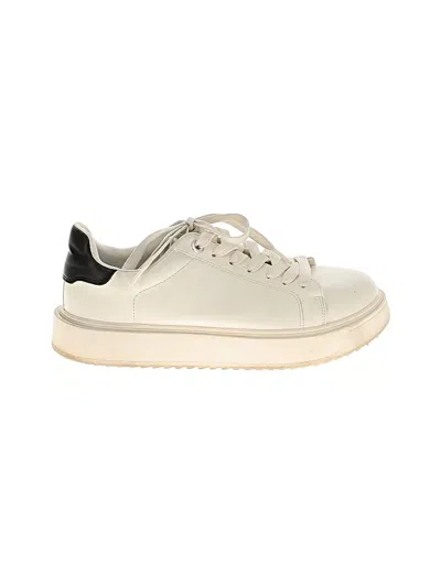 Pre-owned Torrid Sneakers In White