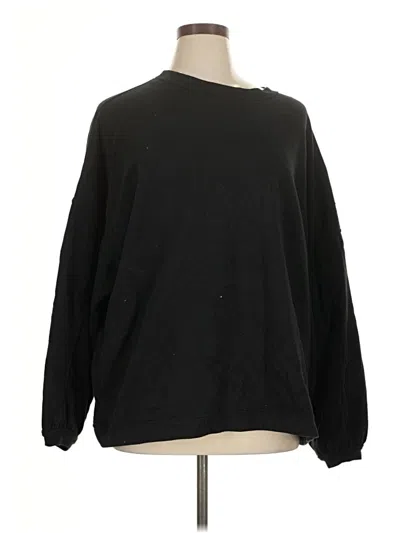 Pre-owned Torrid Sweatshirt In Black