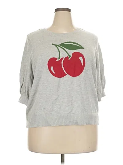 Pre-owned Torrid Sweatshirt In Silver