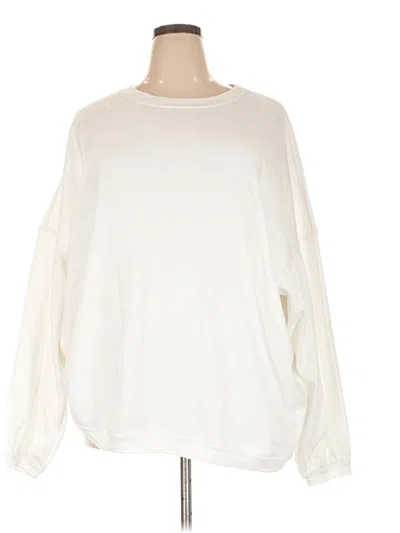 Pre-owned Torrid Sweatshirt In White