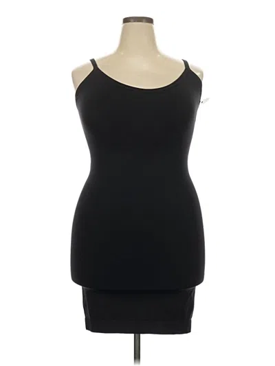 Pre-owned Torrid Tank Top Black Strapless Neckline Tops