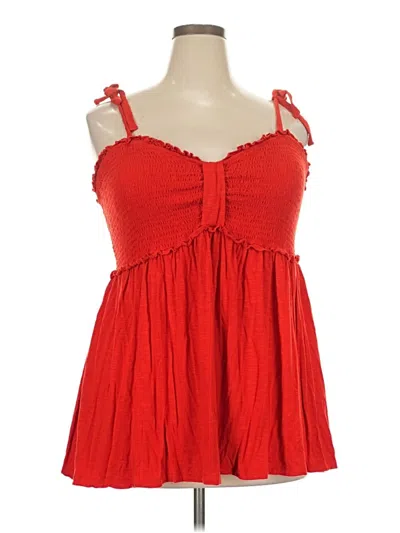 Pre-owned Torrid Tank Top Red Strapless Neckline Tops