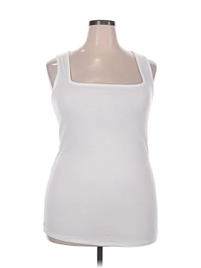 Pre-owned Torrid Tank Top White Halter Neckline Tops