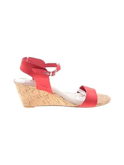 Pre-owned Torrid Wedges In Red