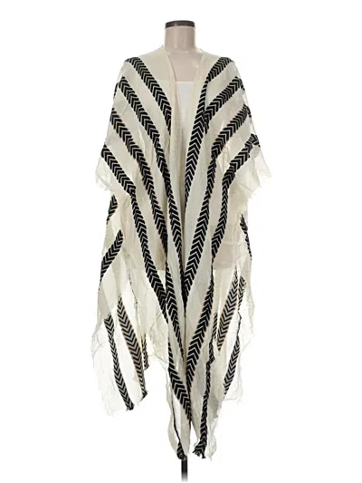 Pre-owned Torrid Wrap In Ivory