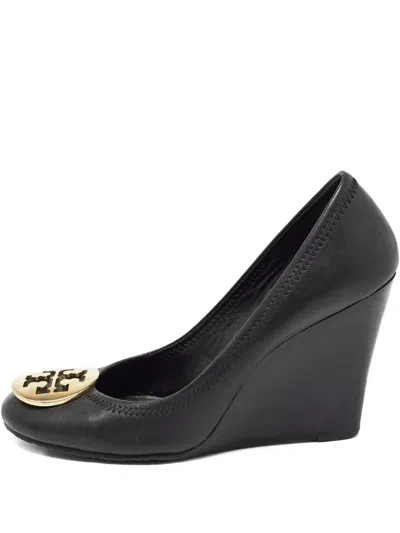 Pre-owned Tory Burch 90mm Leather Wedge Pumps In Black