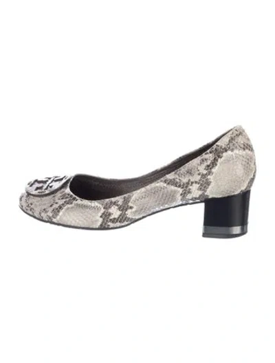 Pre-owned Tory Burch Animal Print Pumps In Gray