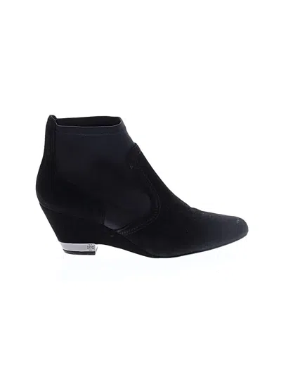 Pre-owned Tory Burch Ankle Boots In Black