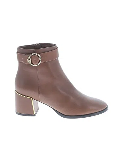 Pre-owned Tory Burch Ankle Boots In Brown