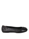 Tory Burch Logo-plaque Leather Ballerina Pumps In Black