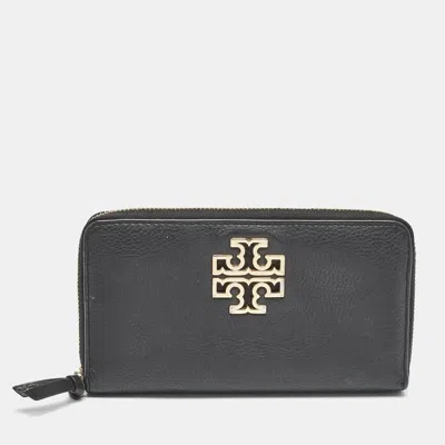 Pre-owned Tory Burch Black Leather Britten Continental Zip Wallet