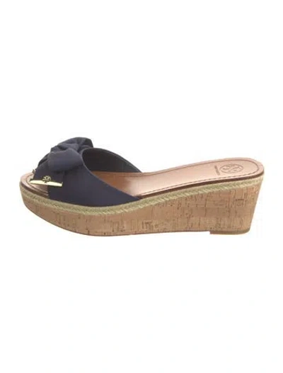Pre-owned Tory Burch Bow Accents Slides In Neutral