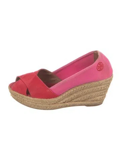 Pre-owned Tory Burch Canvas Embroidered Accent Pumps In Pink
