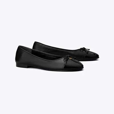 TORY BURCH CAP-TOE BALLET